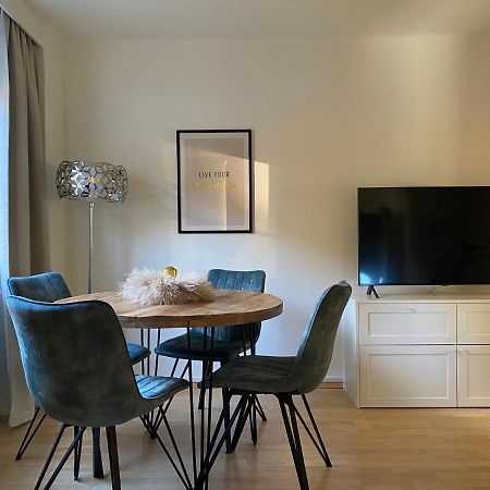 Gemuetliche Wohnung Mit Gartenblick Innsbruck Luaran gambar