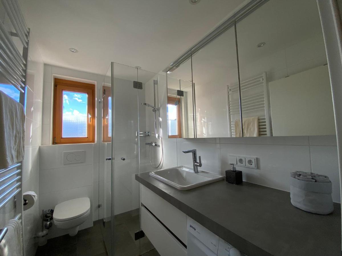 Gemuetliche Wohnung Mit Gartenblick Innsbruck Luaran gambar